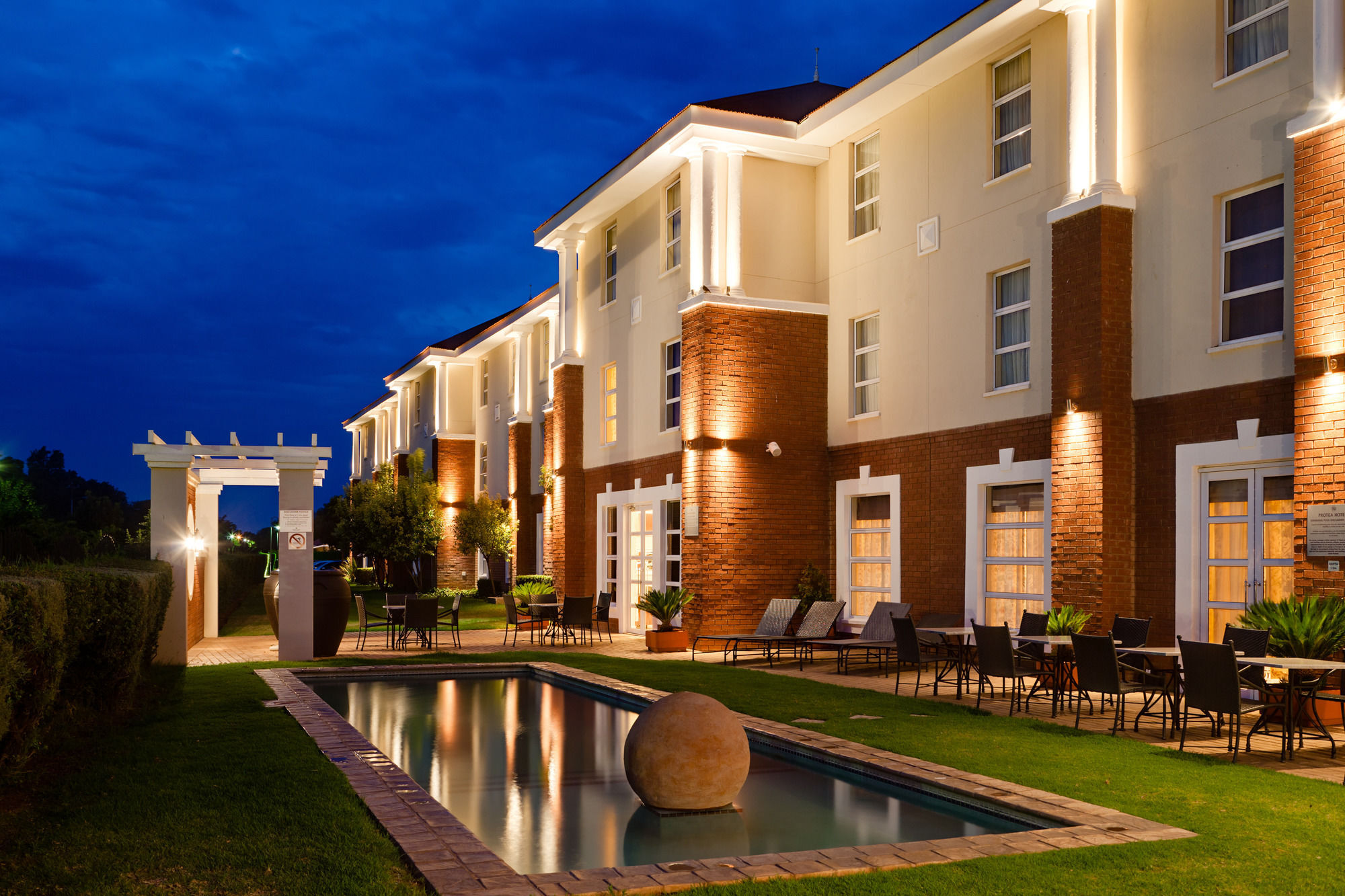מהיקנג Protea Hotel By Marriott Mahikeng מראה חיצוני תמונה